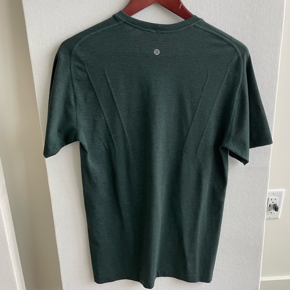 COPY - Lulu Lemon Mens Tee Medium